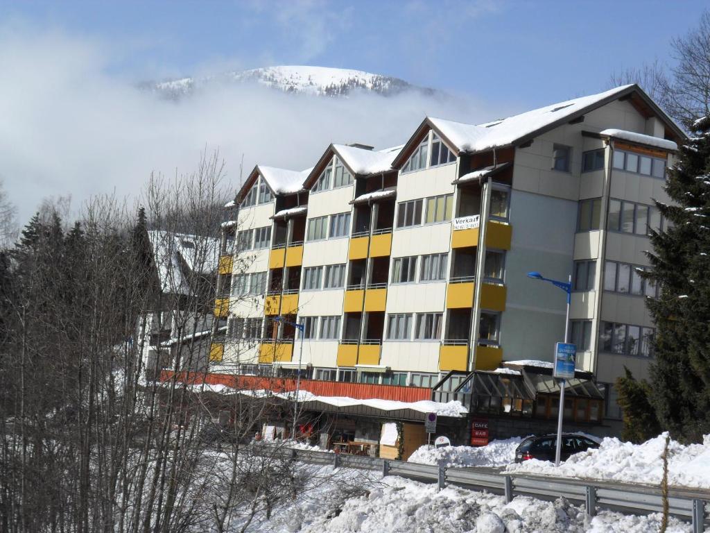 Appartements Central Бад Клайнкирххайм Екстериор снимка