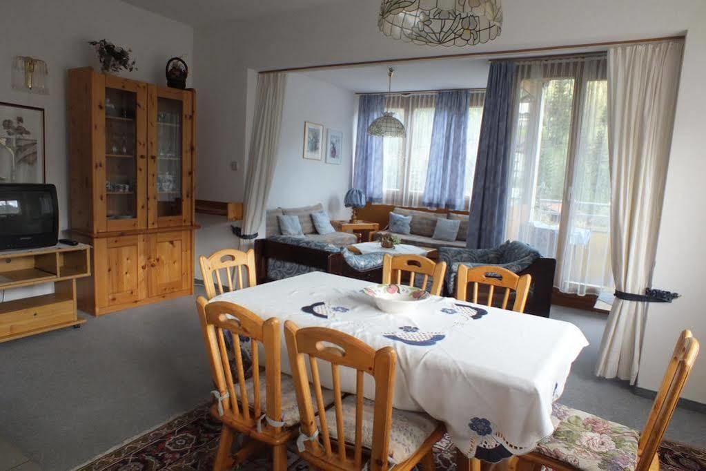 Appartements Central Бад Клайнкирххайм Екстериор снимка